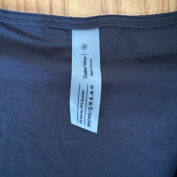 Outdoor Voices Tissue Weave black wrap top - Picture 2 of 2